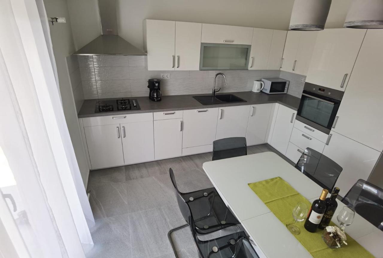 Apartman Bura Apartment Posedarje Exterior photo