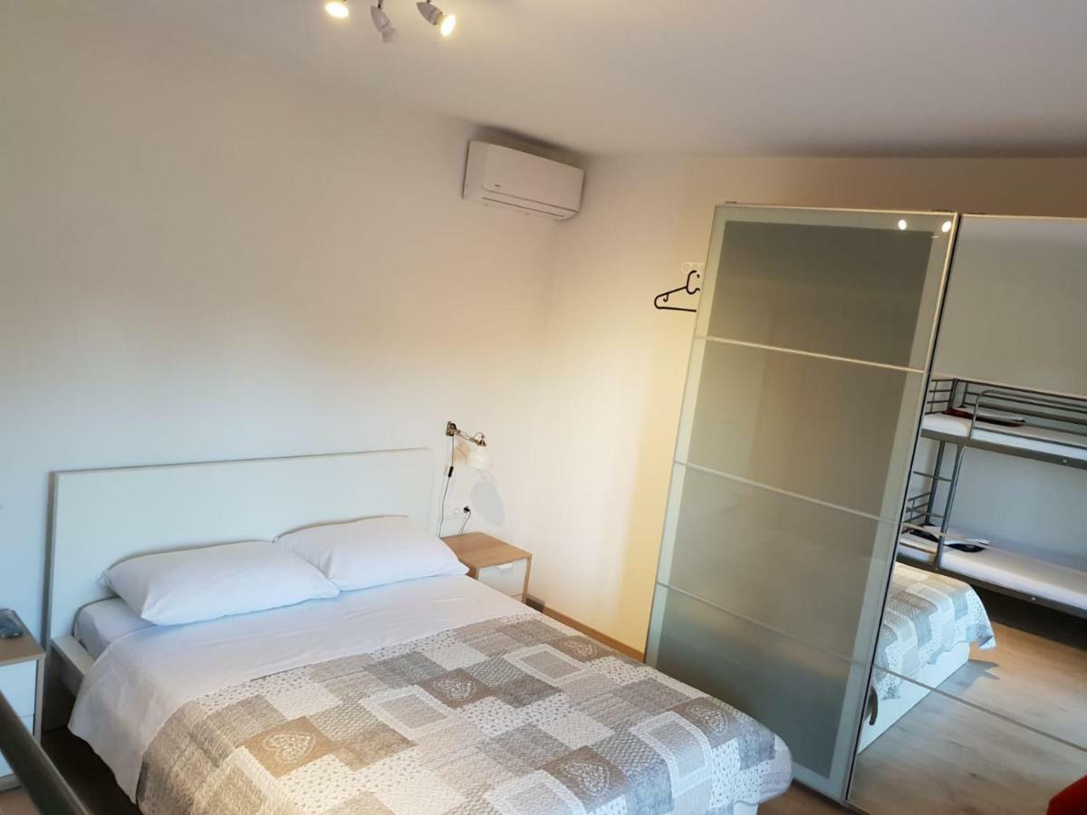 Apartman Bura Apartment Posedarje Exterior photo